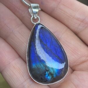SALE!!!   Beautiful Blue Labradorite Set in 925 Sterling Silver
